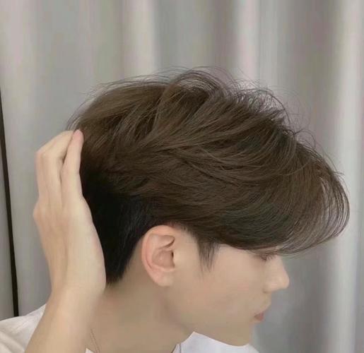 男士染发什么颜色好看