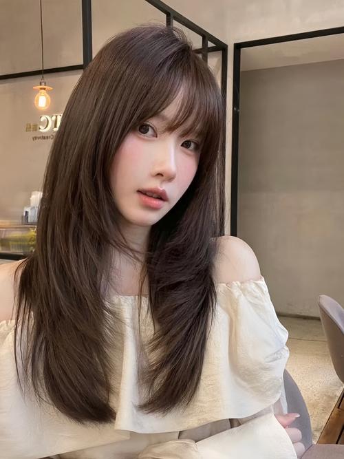 什么发型显鼻子小