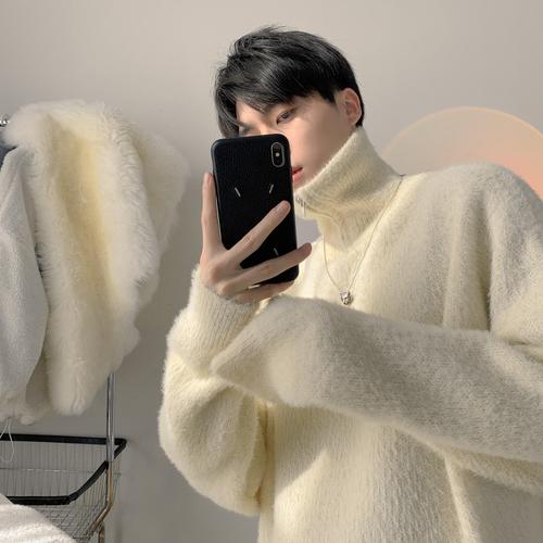 高领毛衣男怎么搭配衣服