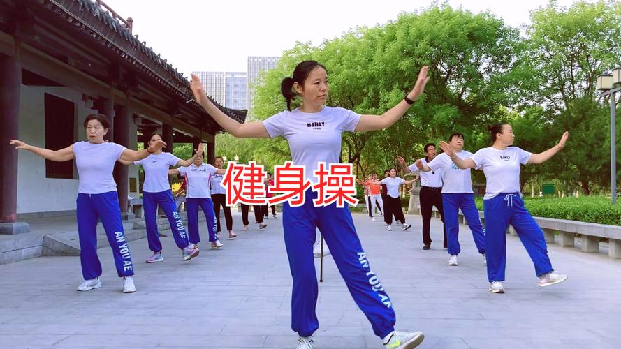 什么时间跳减肥操效果最好