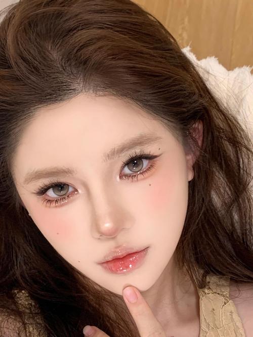 适合化什么妆