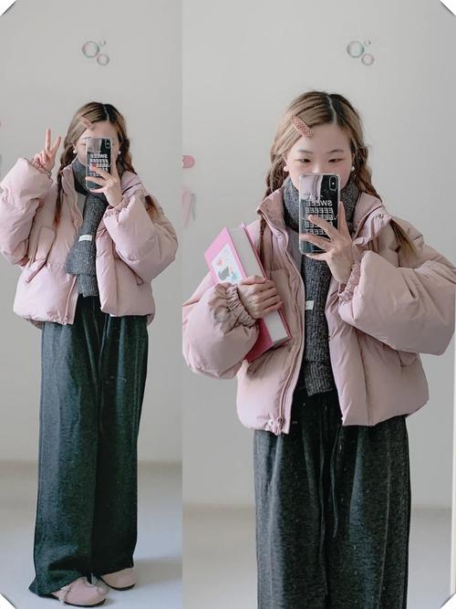 粉短羽绒服怎么搭配衣服好看吗