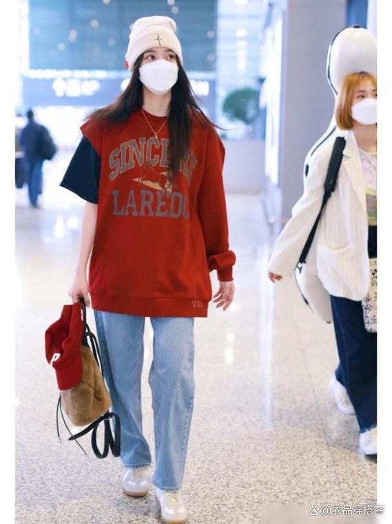 红色的女皮鞋怎么搭配什么裤子好看吗