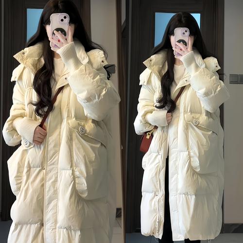 白色无领长羽绒服怎么搭配什么围巾好看图片