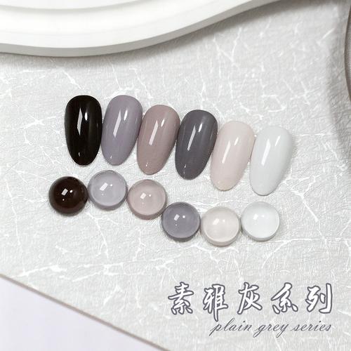 灰色美甲怎么搭配图片