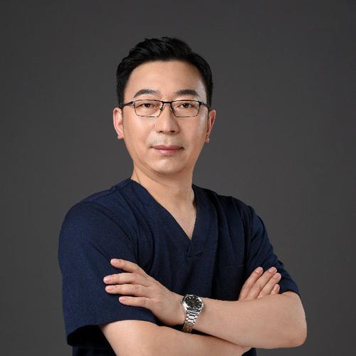 王艇什么