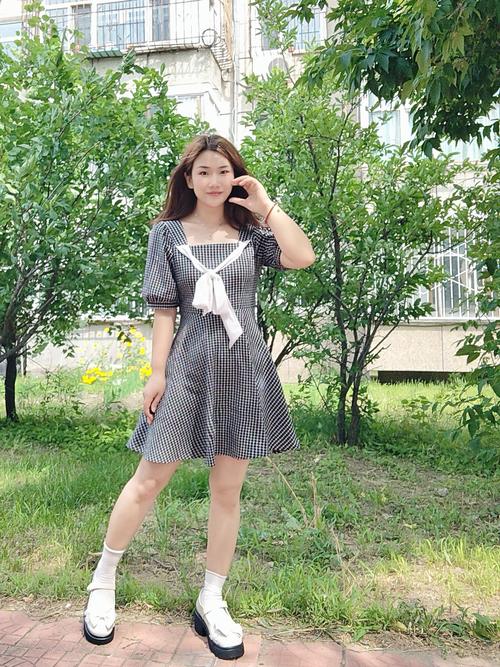 玛丽珍鞋搭什么衣服