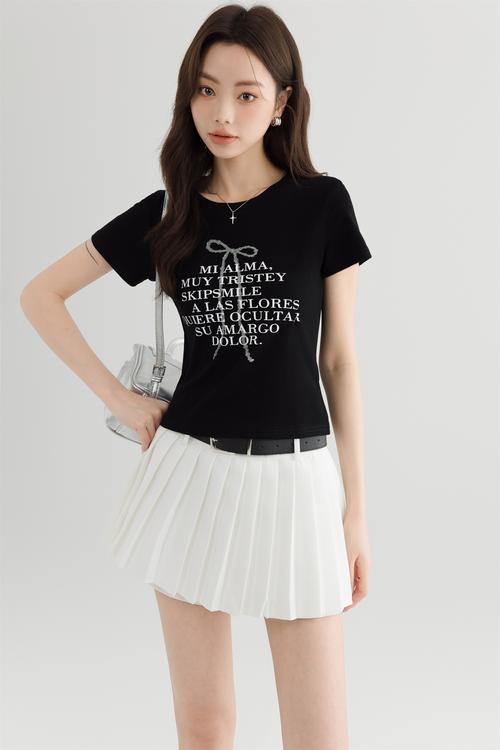 女生穿什么牌子的衣服