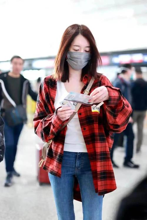 bf风衬衣怎么搭配