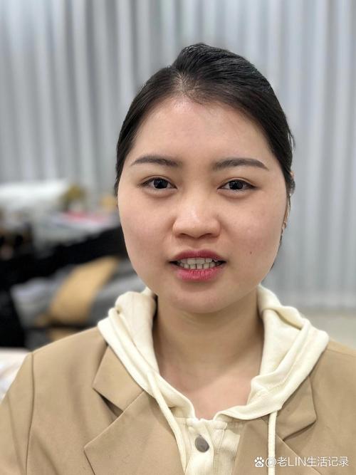 什么是梨形脸