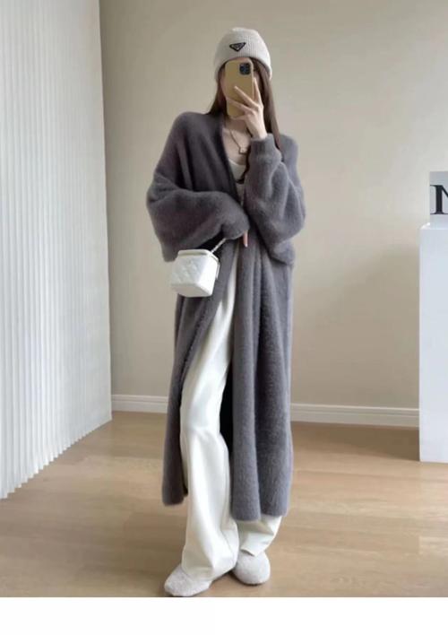 长的针织外套怎么搭配什么裤子好看图片