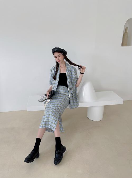 复古皮鞋女怎么搭配