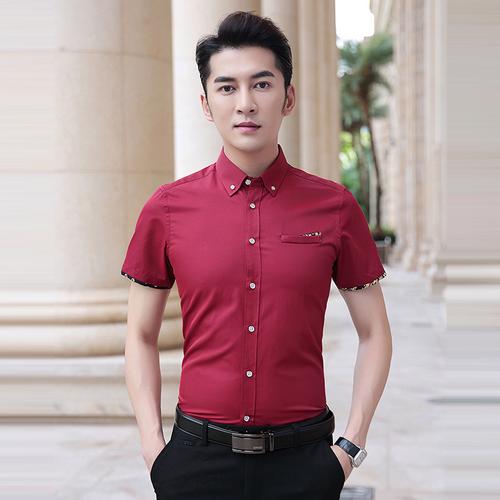 红色男款休闲上衣怎么搭配什么裤子好看图片欣赏