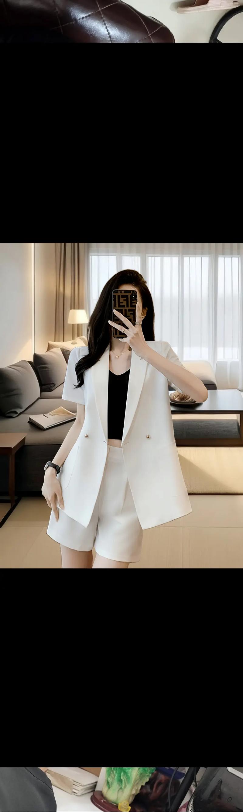 女款小白色西装外套怎么搭配什么裤子好看图片
