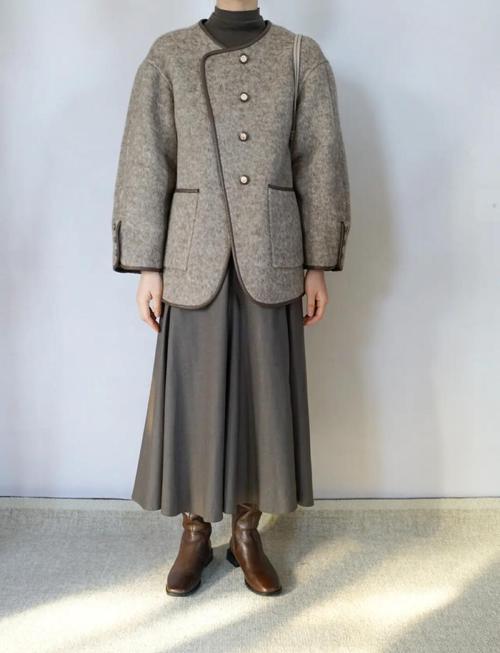 茧型衣服怎么搭配