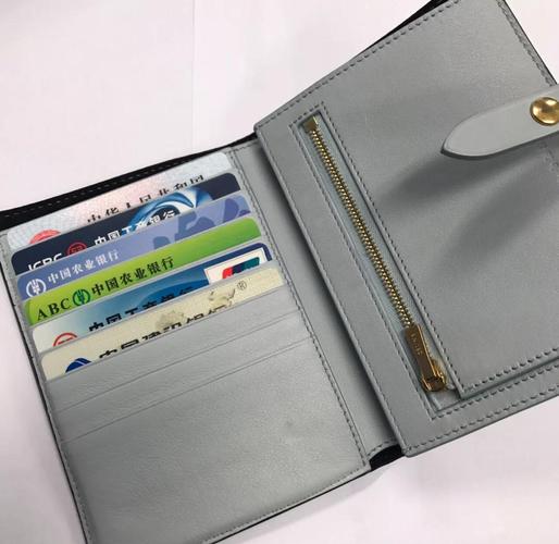 钱包用什么颜色最好