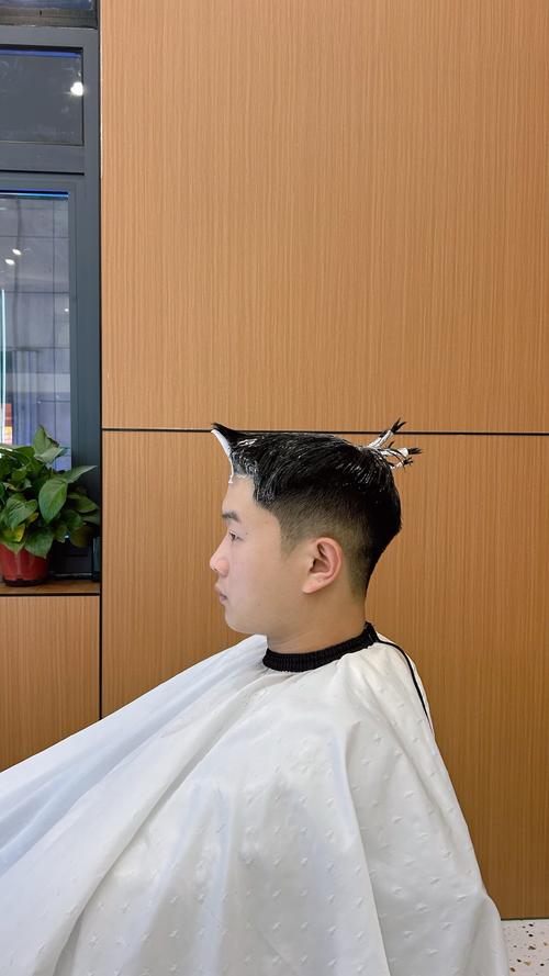 平头顶适合什么发型