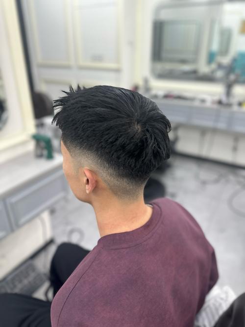 平头顶适合什么发型
