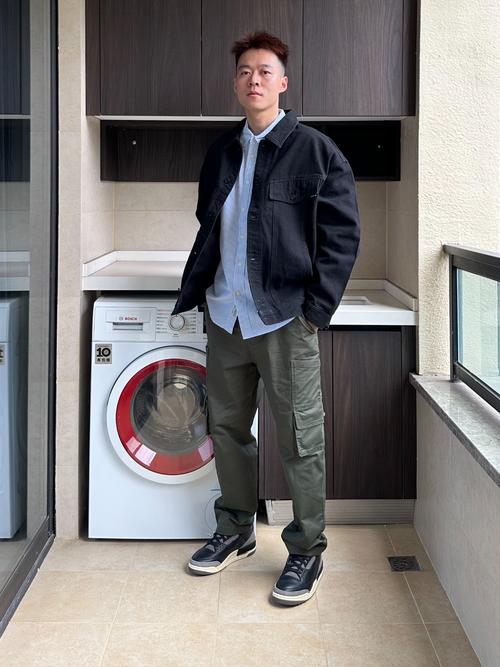 男士夹克里面穿什么