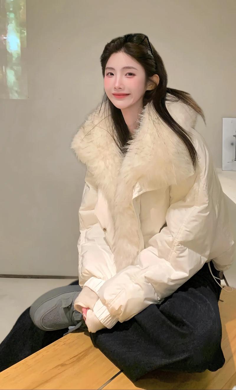 白毛衫外套怎么搭配鞋