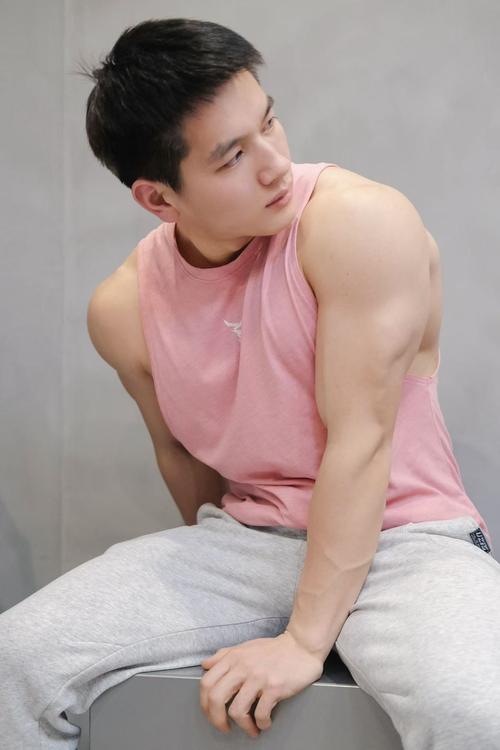 女生喜欢什么身材的男生