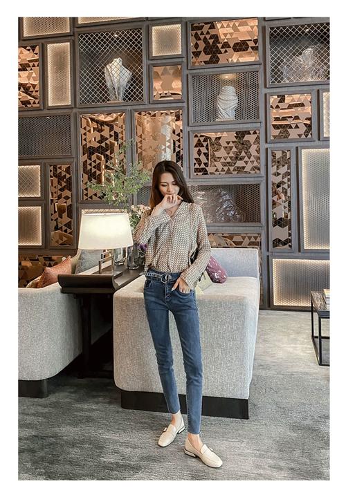 英伦女休闲皮鞋怎么搭配什么裤子好看