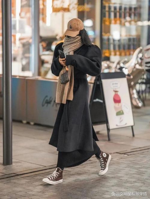 衣服怎么搭配帽子图片大全