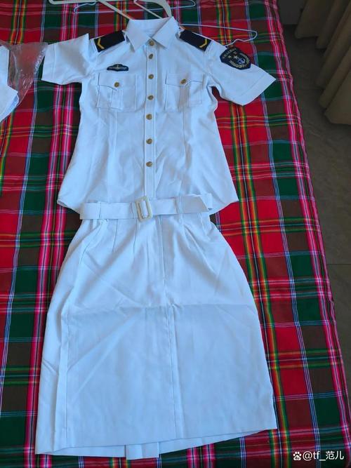 白色衣服是什么军