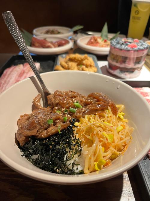 吃烤肉配什么主食
