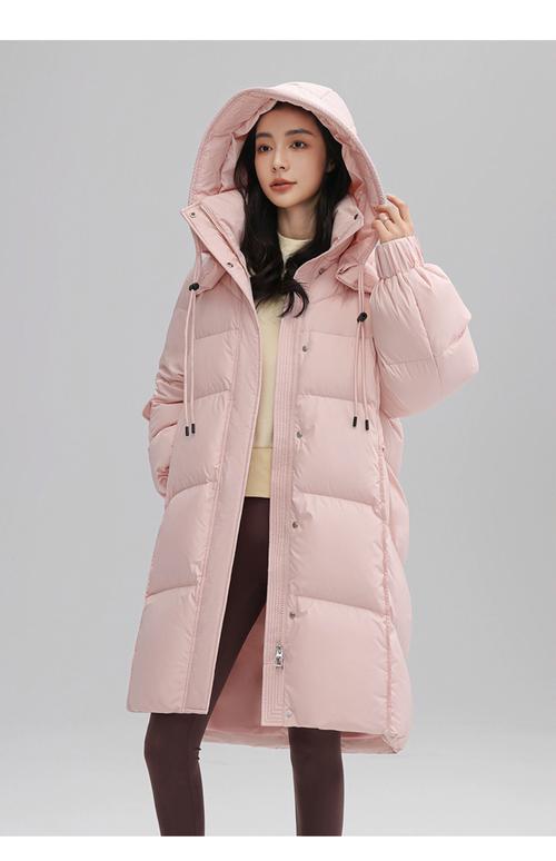 女羽绒服什么颜色好看