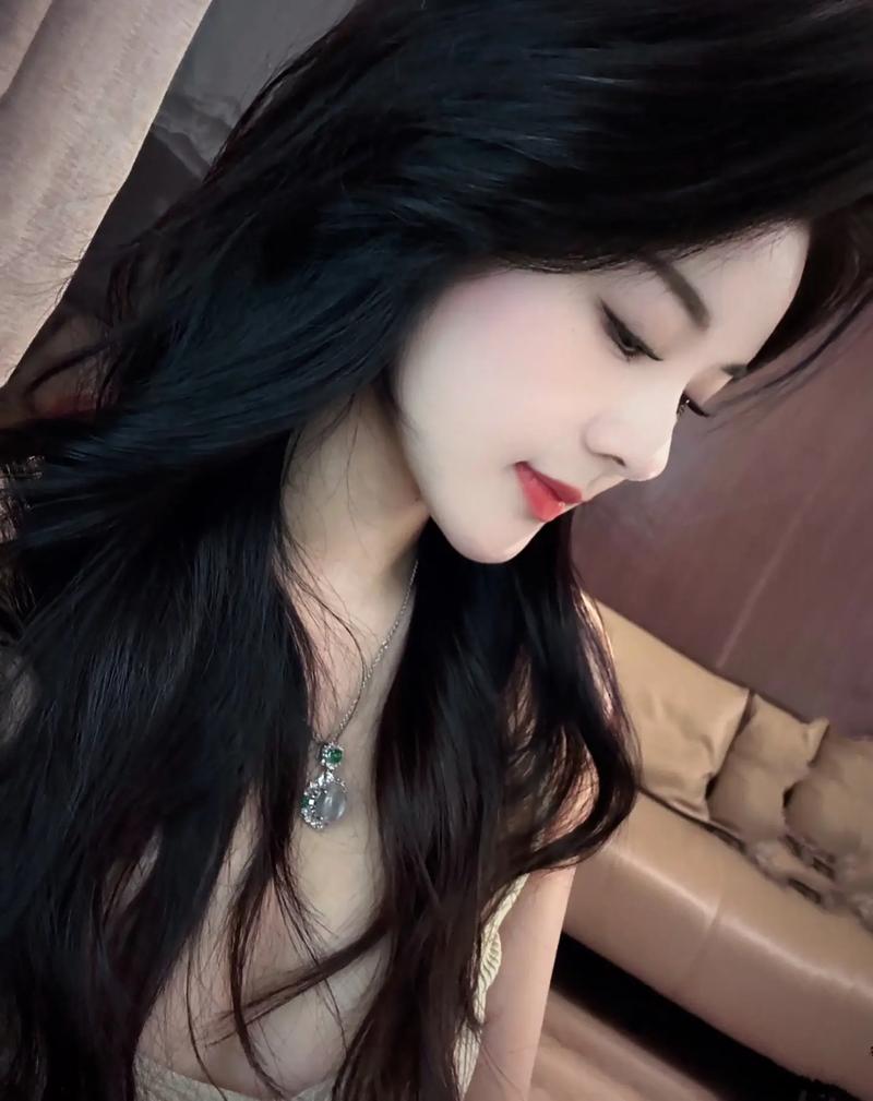 什么样的侧颜好看