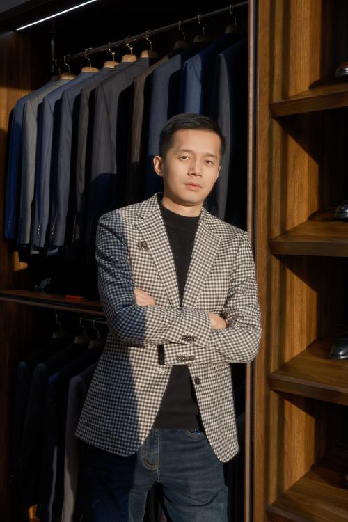 格子西装配什么领带