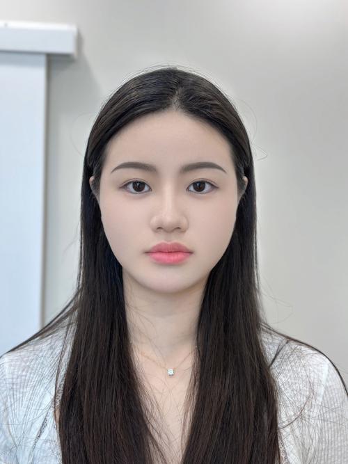 弯眉适合什么脸型