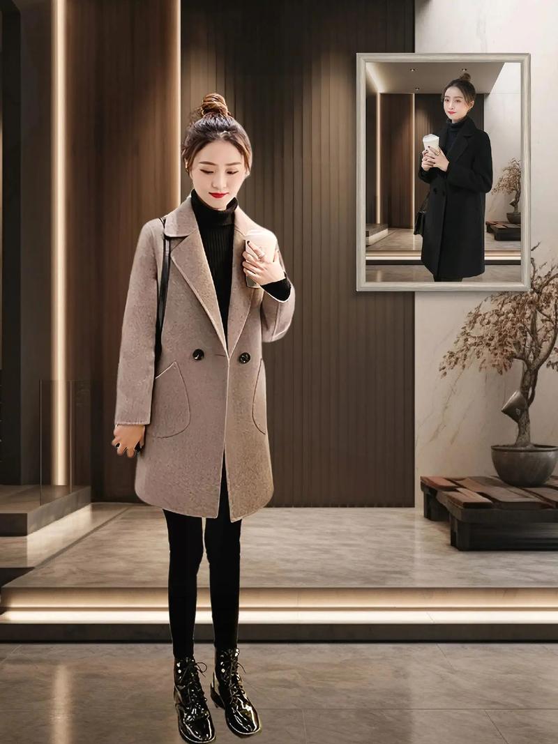 女士穿的秋天外套怎么搭配衣服图片欣赏