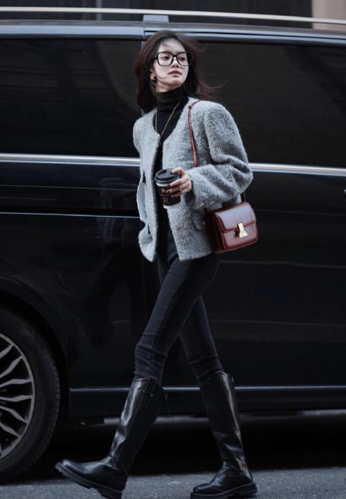 女生冬季黑色鞋子怎么搭配衣服图片女生图片