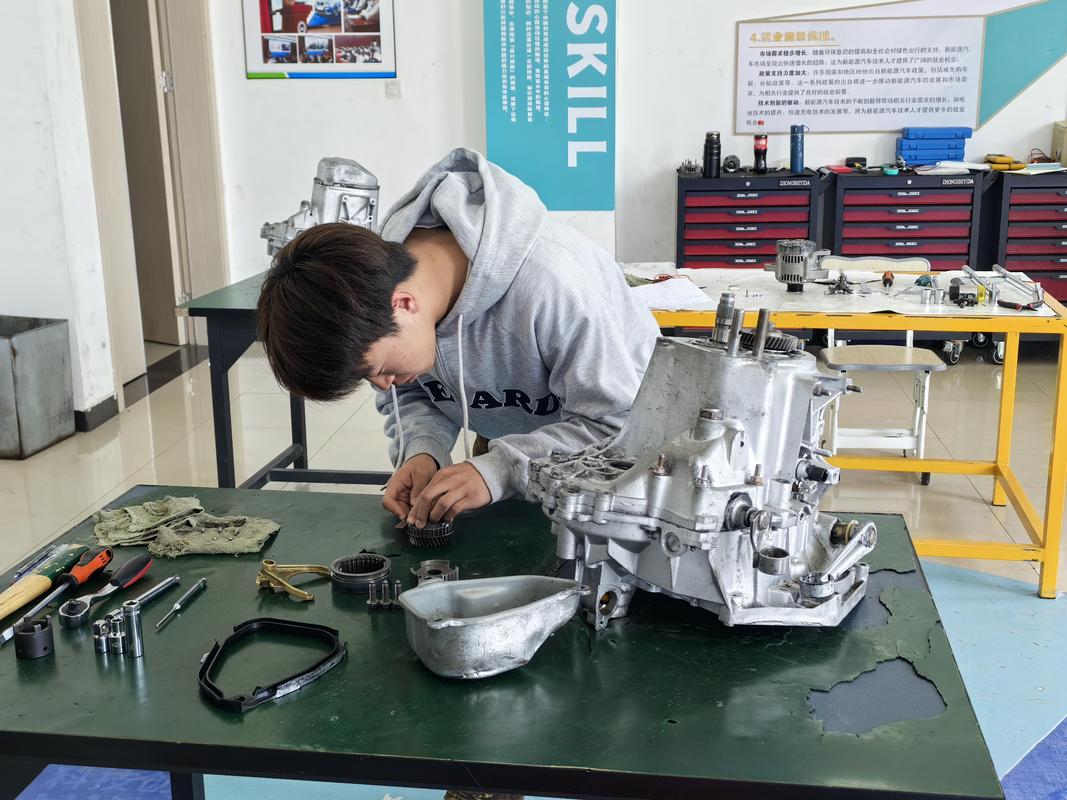 22岁学什么技术好