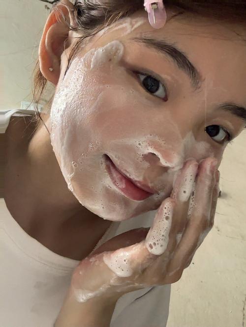 最后洗面奶压不出来怎么办