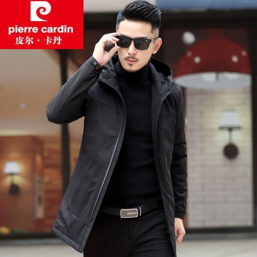 男士带帽子的黑风衣怎么搭配衣服好看
