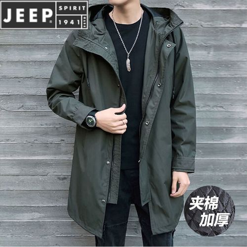 男士带帽子的黑风衣怎么搭配衣服