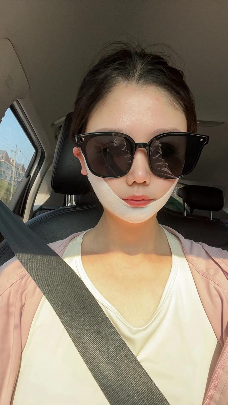 小v脸提拉面膜怎么样