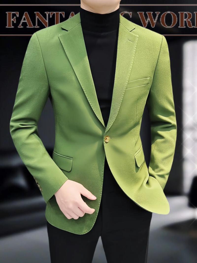 绿色的西装怎么搭配衣服好看
