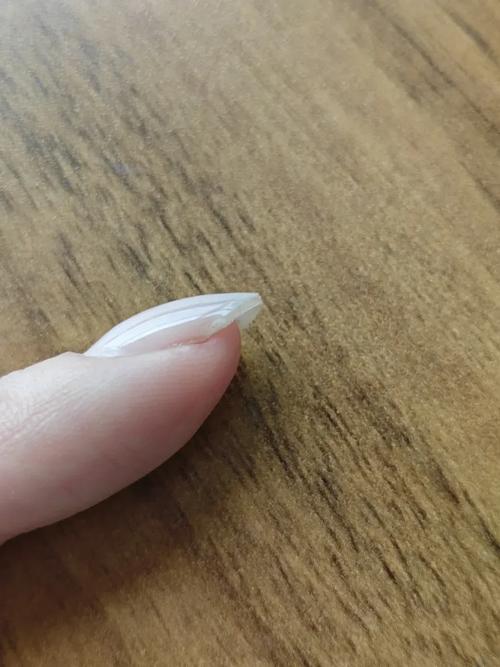 甲油胶为什么会缩胶