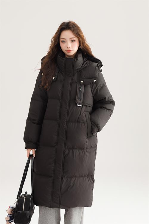 羽绒服什么颜色最好看