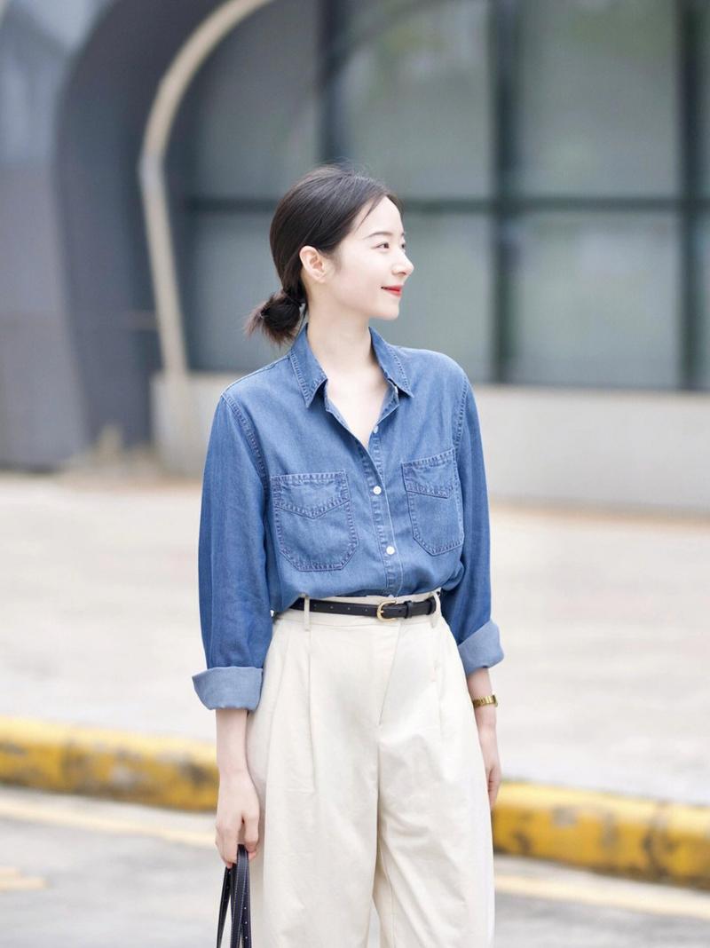 牛仔衬衫配什么裤子好看