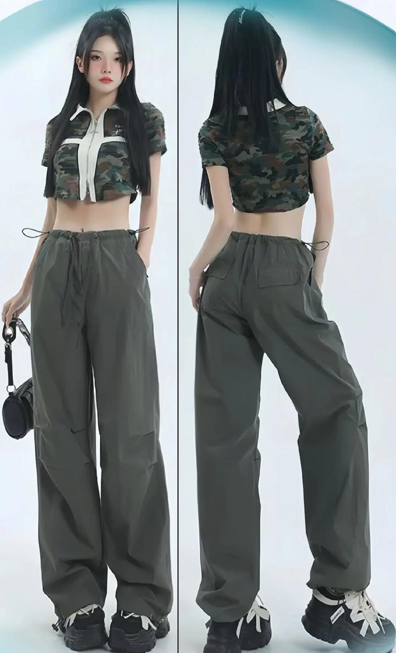 灰偏绿裤子怎么搭配衣服
