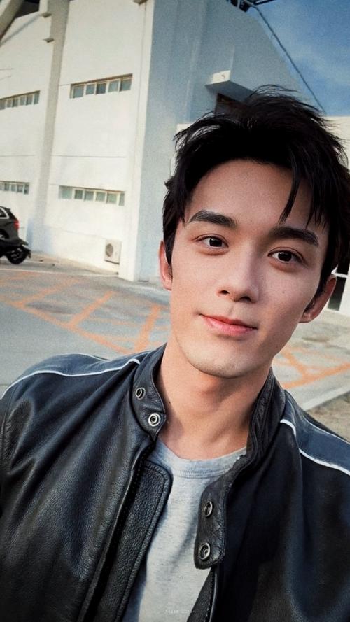 吴磊是什么脸型