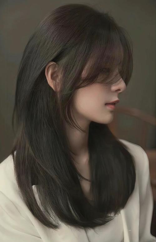 什么发型不显脸长