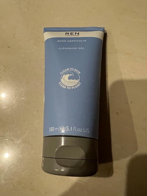 juju保湿洗面奶怎么样