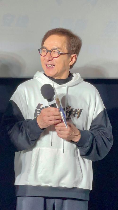 成龙原名是什么