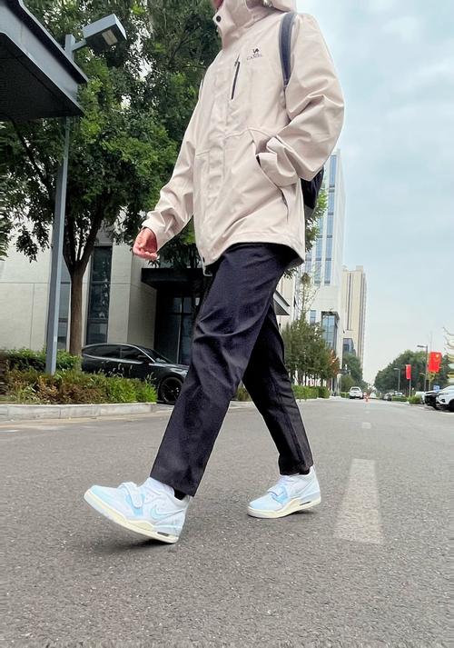 aj鞋怎么搭配衣服好看